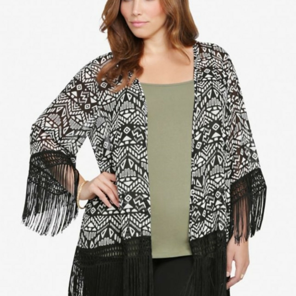 Torrid kimono
